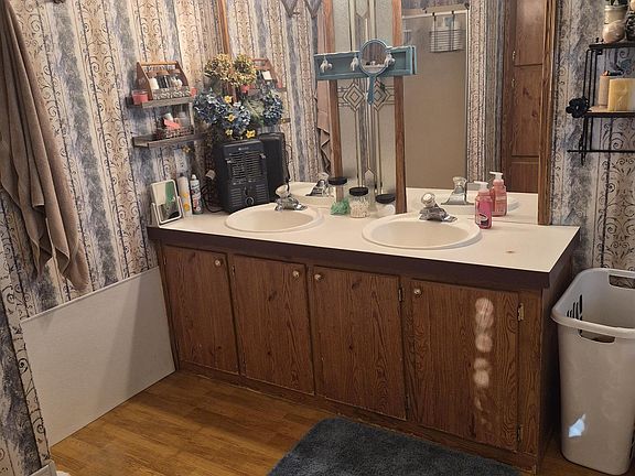 4th image of 751 S Roosevelt Rd S #R-1/2