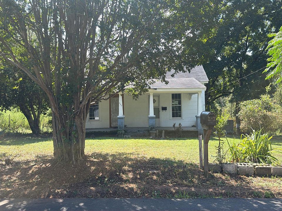 1st image of 602 Sirrine St