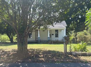 602 Sirrine St, Honea Path, SC 29654