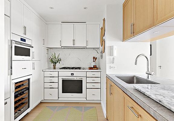 5th image of 212 Warren St #15S