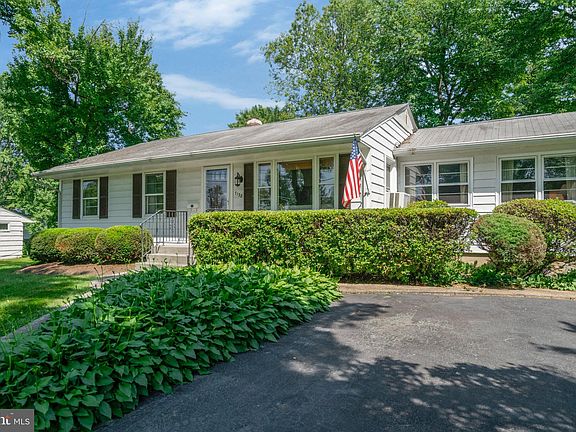 2nd image of 7132 Vellex Ln