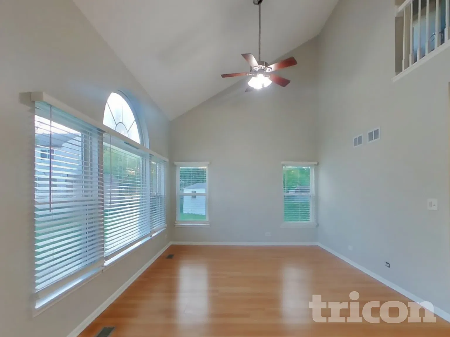 3 Kaelynn Court South Elgin IL — Photo 3