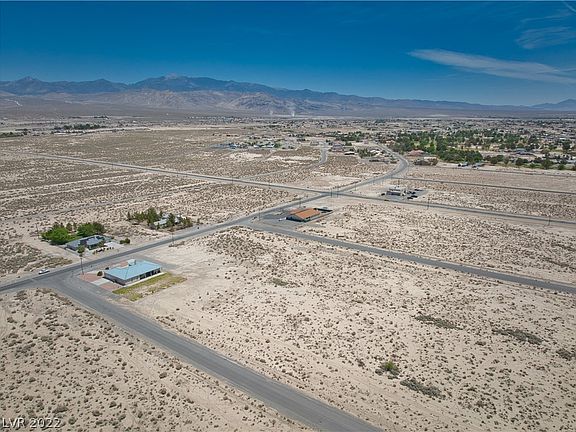 5th image of 2641 Ponderosa Ave