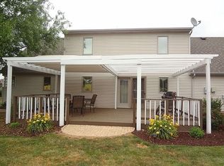 9404 Sail Wind Dr, Fort Wayne, IN 46804