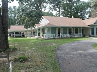 948 Twin Cedar Dr, Hemphill, TX 75948