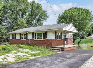 2934 Black Gap Rd, Chambersburg, PA 17202