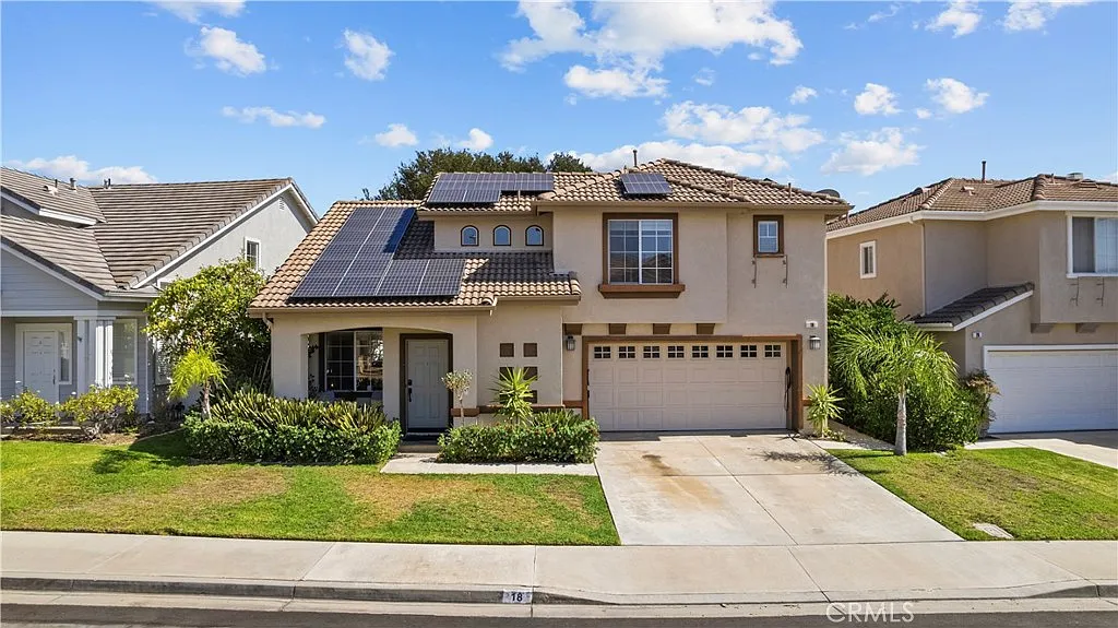 3 bed, 2.5 bath, 1600 sqft, $5,000 — Photo 4