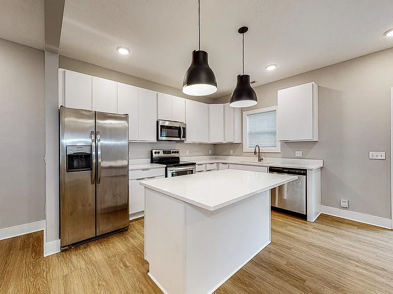 308 S Walnut Ave #101 — Photo 6