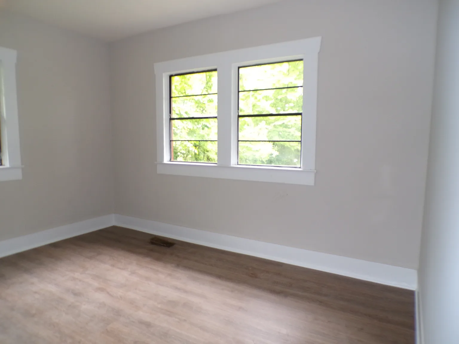 1657 Lee Avenue Southwest - 1 — Photo 4