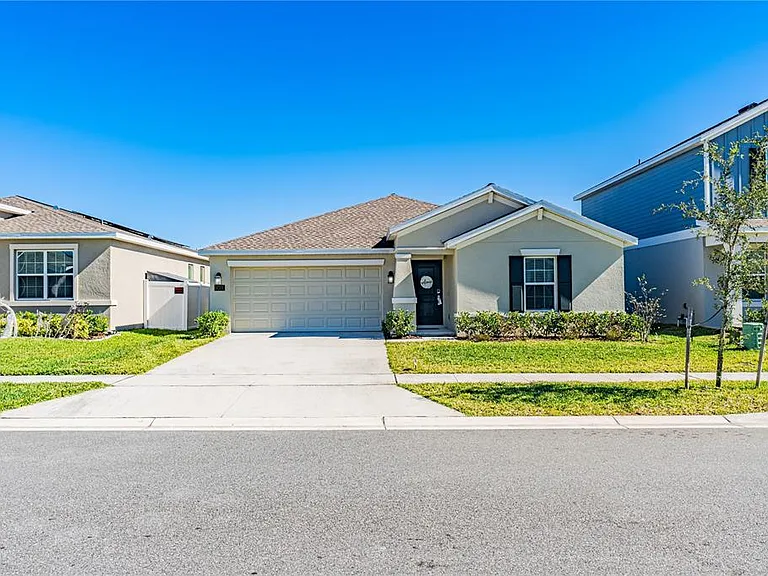 1011 John Jacob Rd — Photo 1