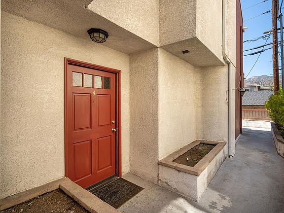 2nd image of 421 Palm Dr APT 4