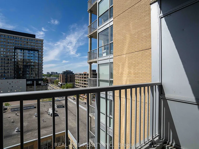 191 King St S #703 — Photo 25