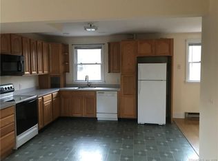 21 Edstrom Rd, Marlborough, CT 06447