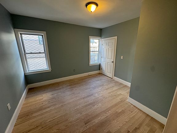 5th image of 11 Spring St #2