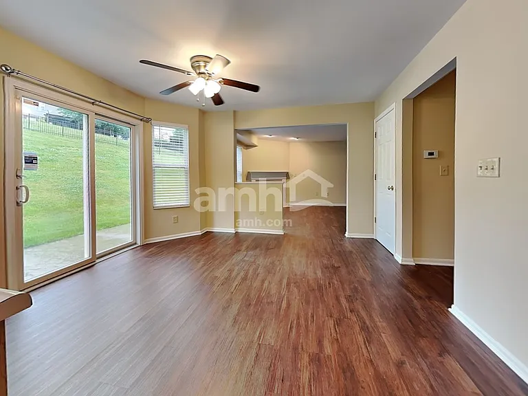 6443 Lantern Way — Photo 4