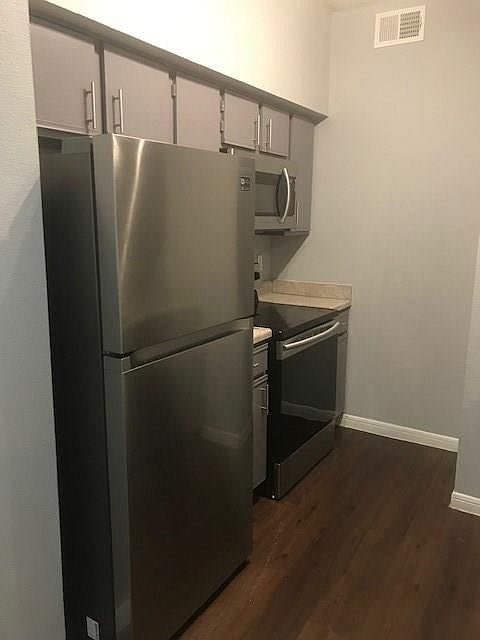 1st image of 2320 Gracy Farms Ln APT 511