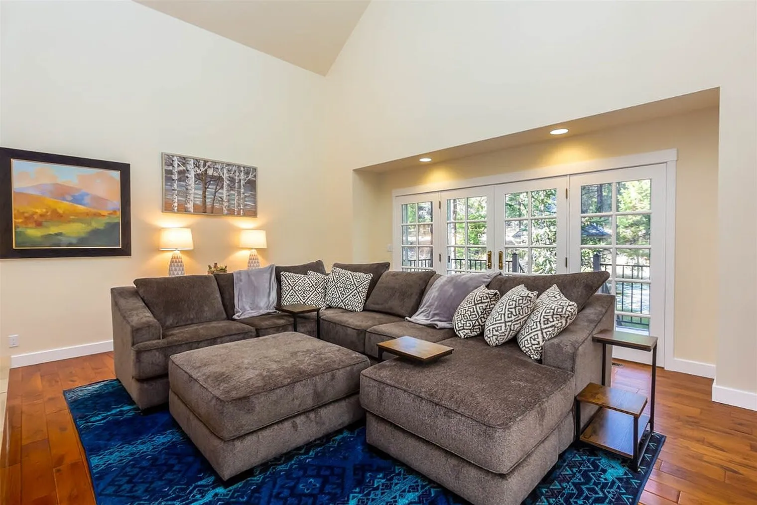 4 bed, 3.0 bath, 3422 sqft, $6,818 — Photo 1
