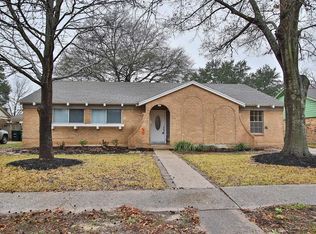 5415 Park Plaza Dr, Houston, TX 77091