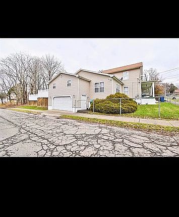 2nd image of 1312 Baldwin Ave