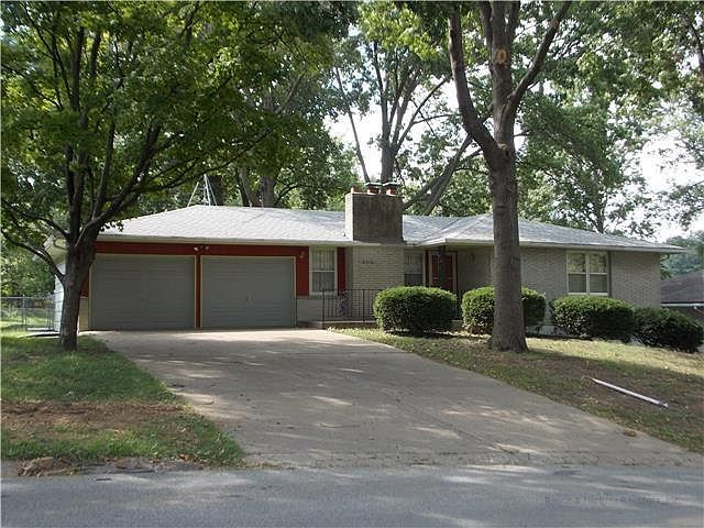 1st image of 2510 N 64th Ter