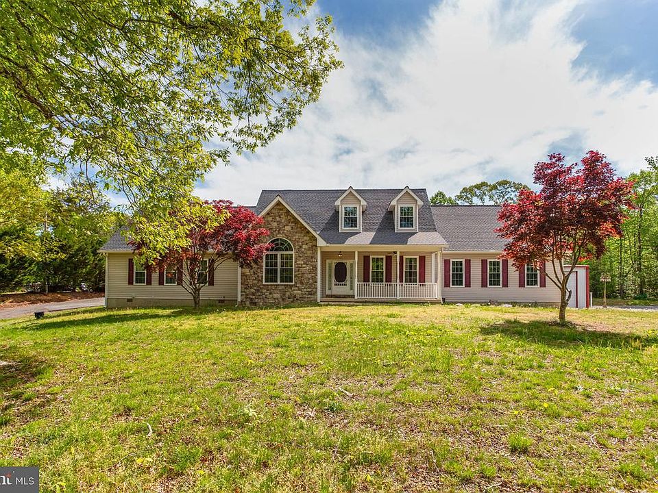 1st image of 400 Adelina Rd