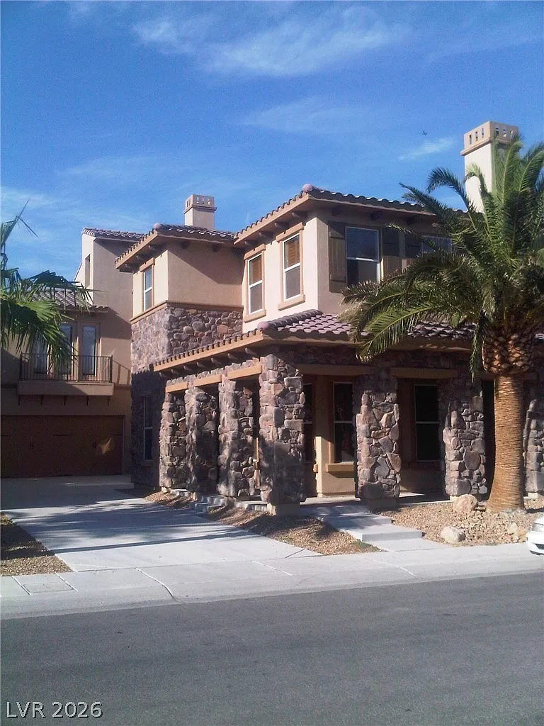 4 bed, 5.0 bath, 4408 sqft, $4,000 — Photo 1
