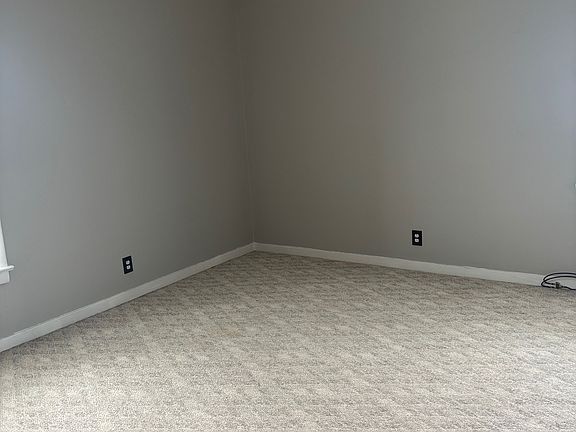 4th image of 51 Grove St #3