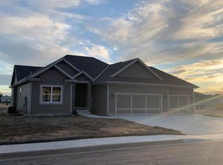 506 W 35th St, Hays, KS 67601