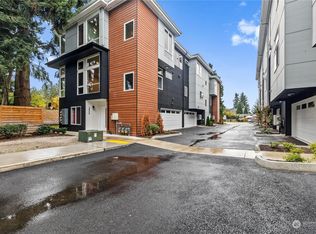 2808 NE 12th St, Renton, WA 98056