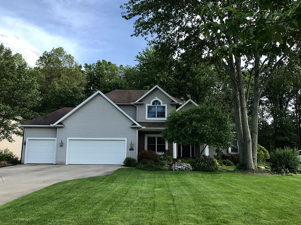 1st image of 35975 Falcon Crest Ave