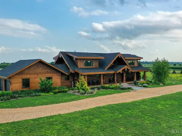 0S055 Schneider Rd, Elburn, IL 60119