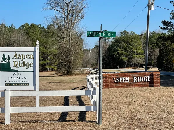 9 Aspen Ridge Court, Deep Run, NC 28525