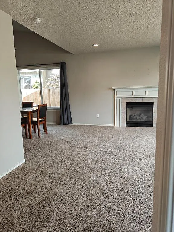 33378 SW Sequoia St — Photo 2