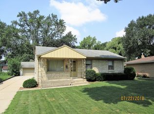 1021 S 88th St, West Allis, WI
