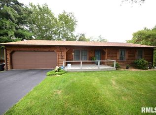 1024 Blueberry Hill Ave, Mount Vernon, IL