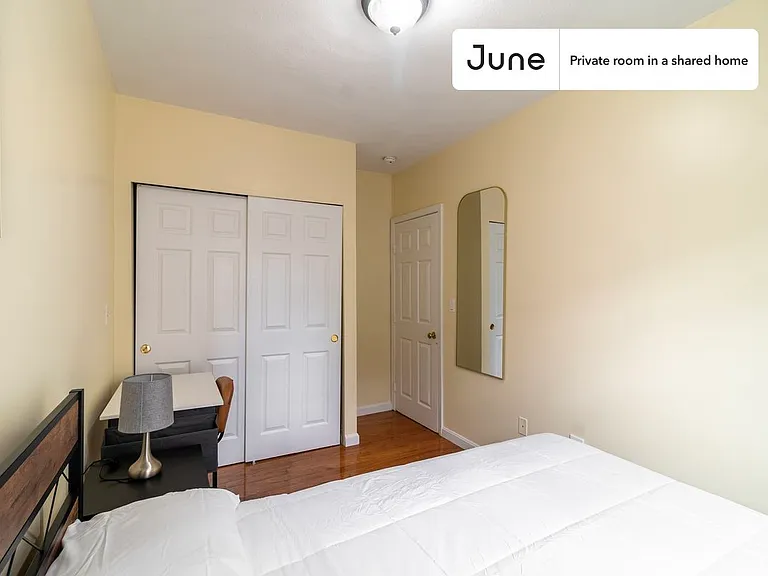 277 Paris St #A — Photo 3