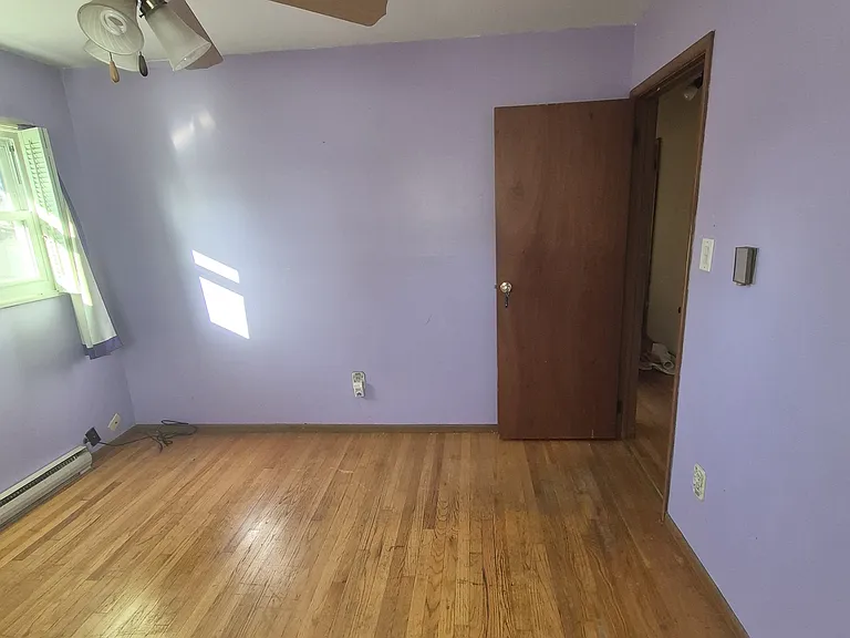 24 N Willow Ln — Photo 9