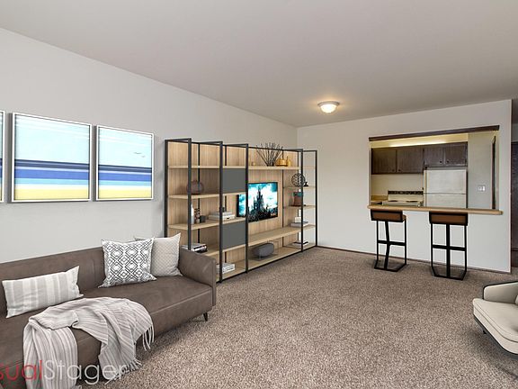 2nd image of 2020 E Park Pl #217