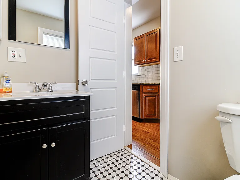 614 River Ave — Photo 16