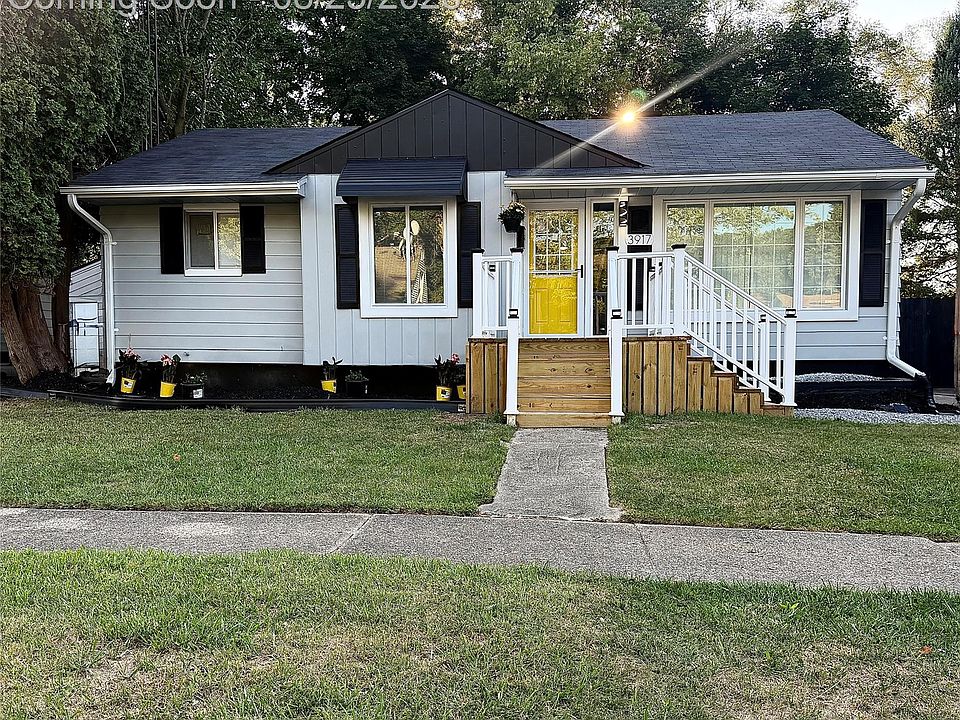 1st image of 3917 Winona St