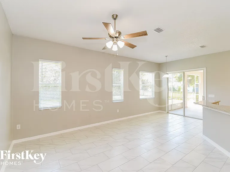 161 Point Pleasant Dr — Photo 5