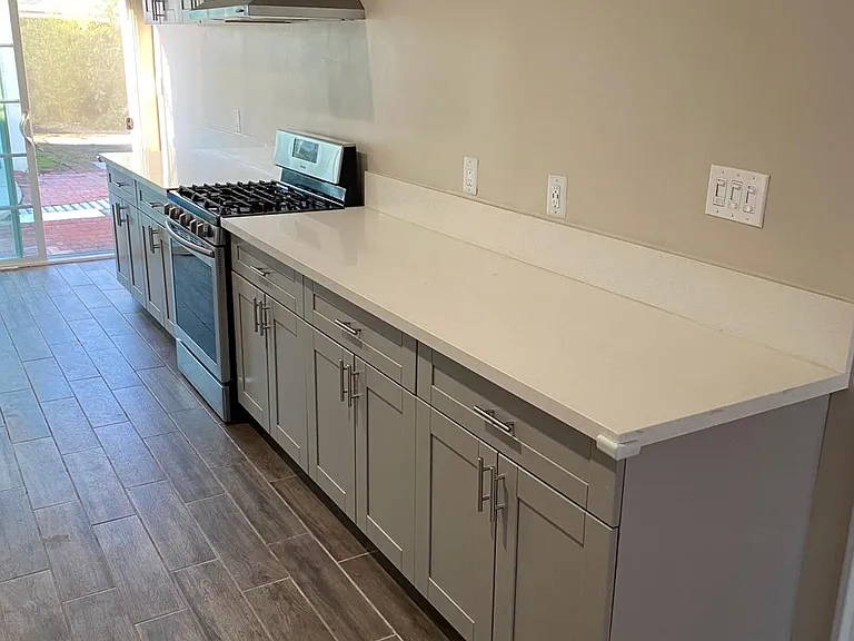 3931 Somerset Dr — Photo 17