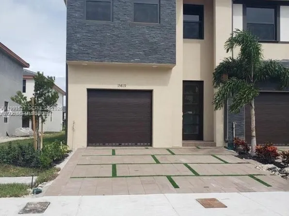 15819 NW 91st Ct, Miami Lakes, FL 33018