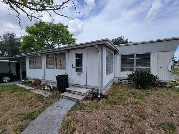 4th image of 4000 24th St N #1114
