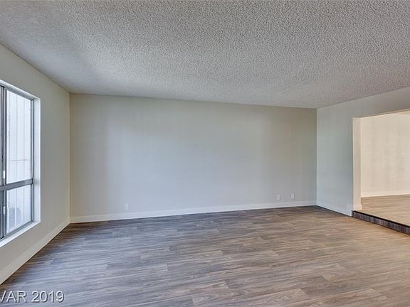 2nd image of 3430 Monte Carlo Dr