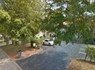 10224 NW 36th St, Coral Springs, FL 33065