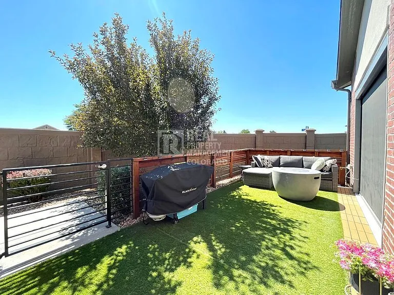 19602 E Sunset Cir — Photo 18