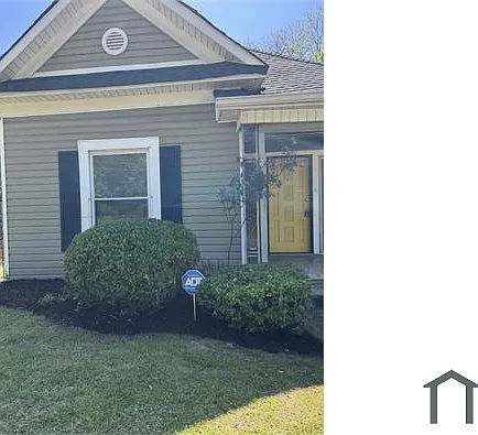 3 bed, 1114 sqft, $1,200 — Photo 2