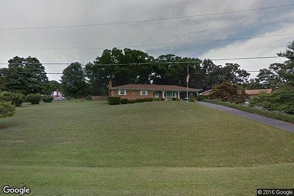 1st image of 105 Yale Dr