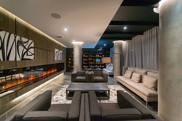 Rented by The KCI Group | media 12